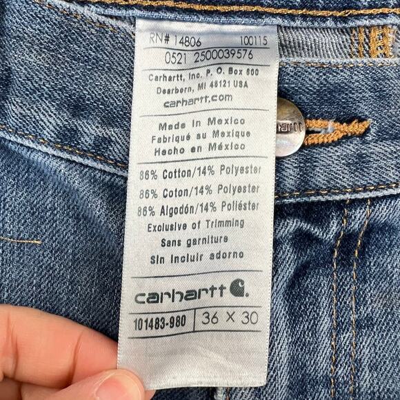 2 Pair Carhartt Men’s distressed Blue size 36x30 workwear - Picture 4 of 9